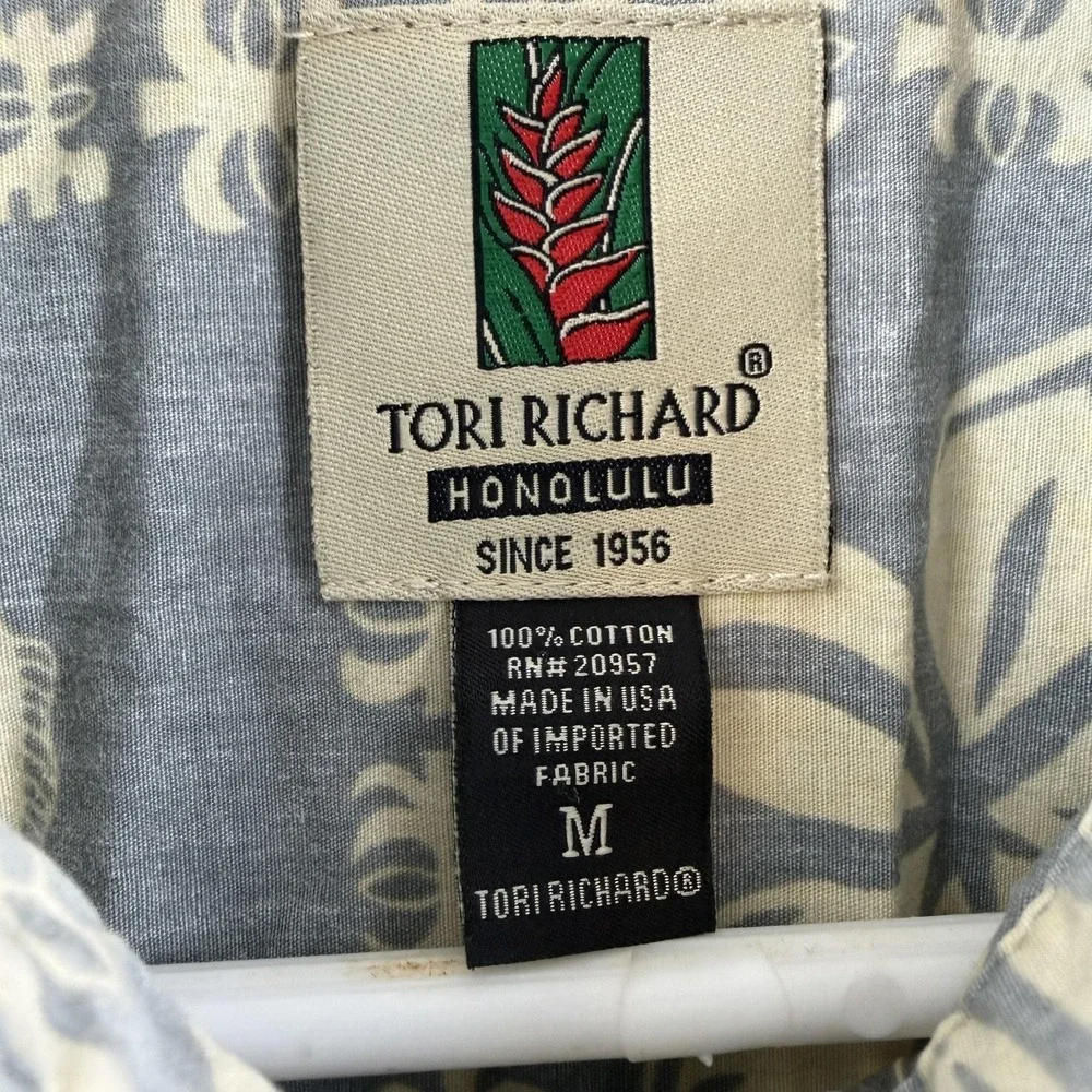 Tori Richard Shirt Mens Medium Gray Hawaiian Fish Short Sleeve Button Up USA‎